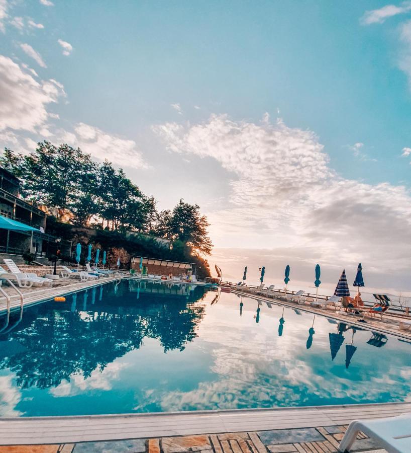Aqua Holiday Apartments Vlorë Exteriör bild