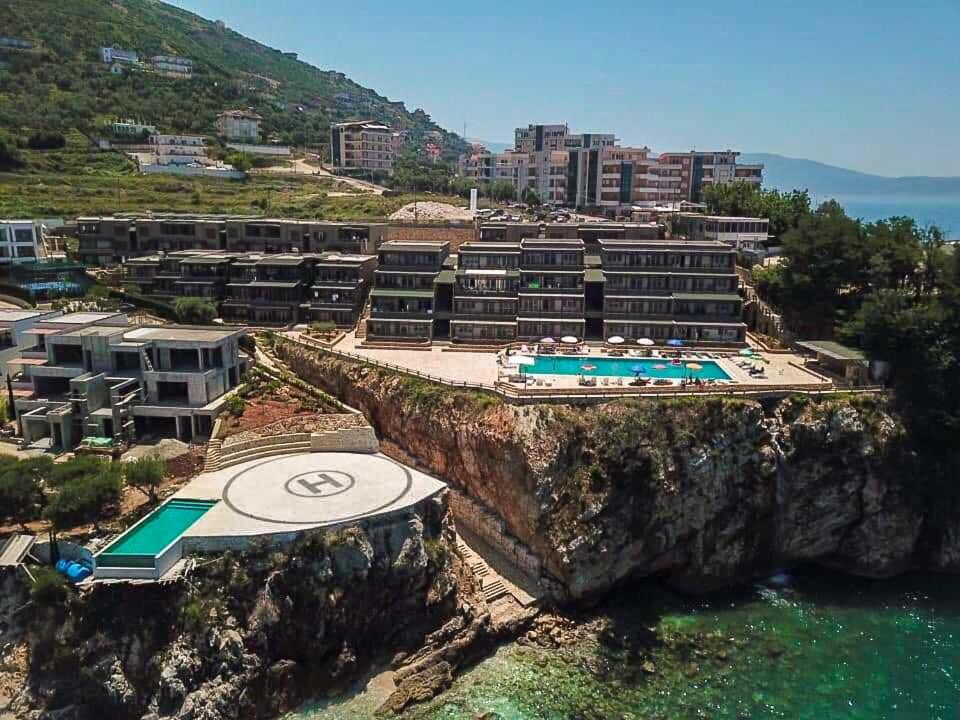 Aqua Holiday Apartments Vlorë Exteriör bild
